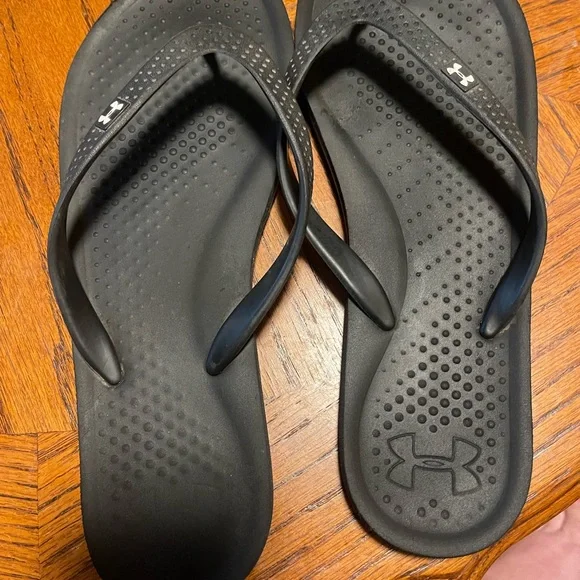 Under Armour Shoes Under Armour Mens Womens Black Flip Flops
